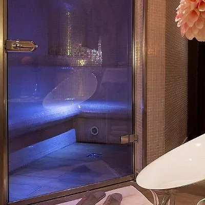 فندق لو سيس باريس