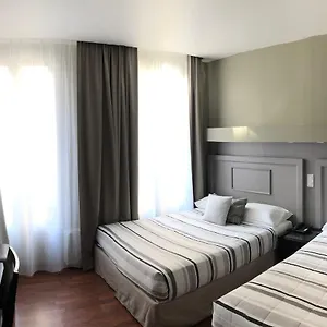 Hotel Cosmotel, Parigi