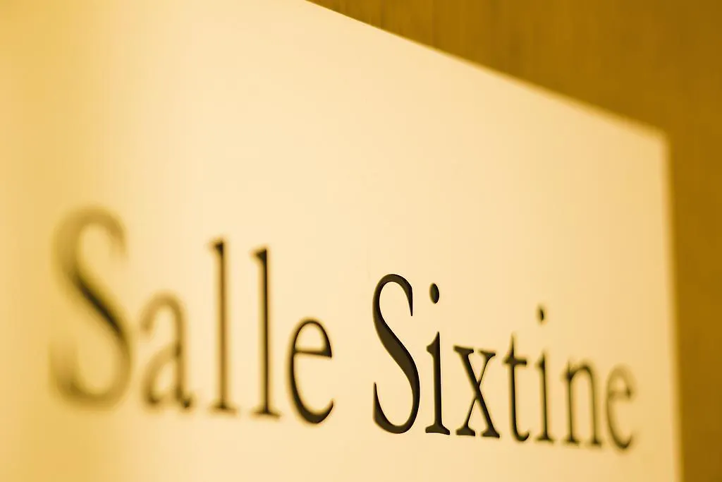 Hotel Le Six Paris