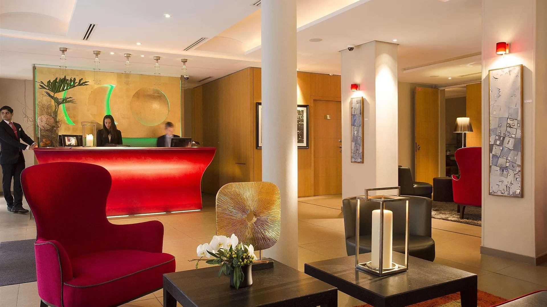 ****  פריז Hotel Le Six צרפת