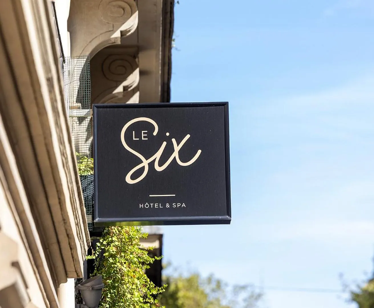 Hotel Le Six Paris