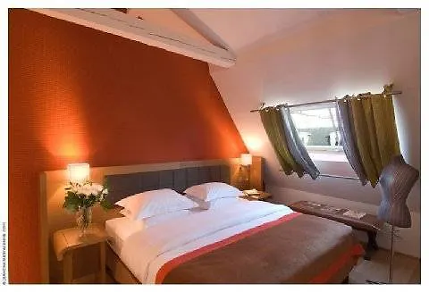Hotel Le Six Paris 4*,
