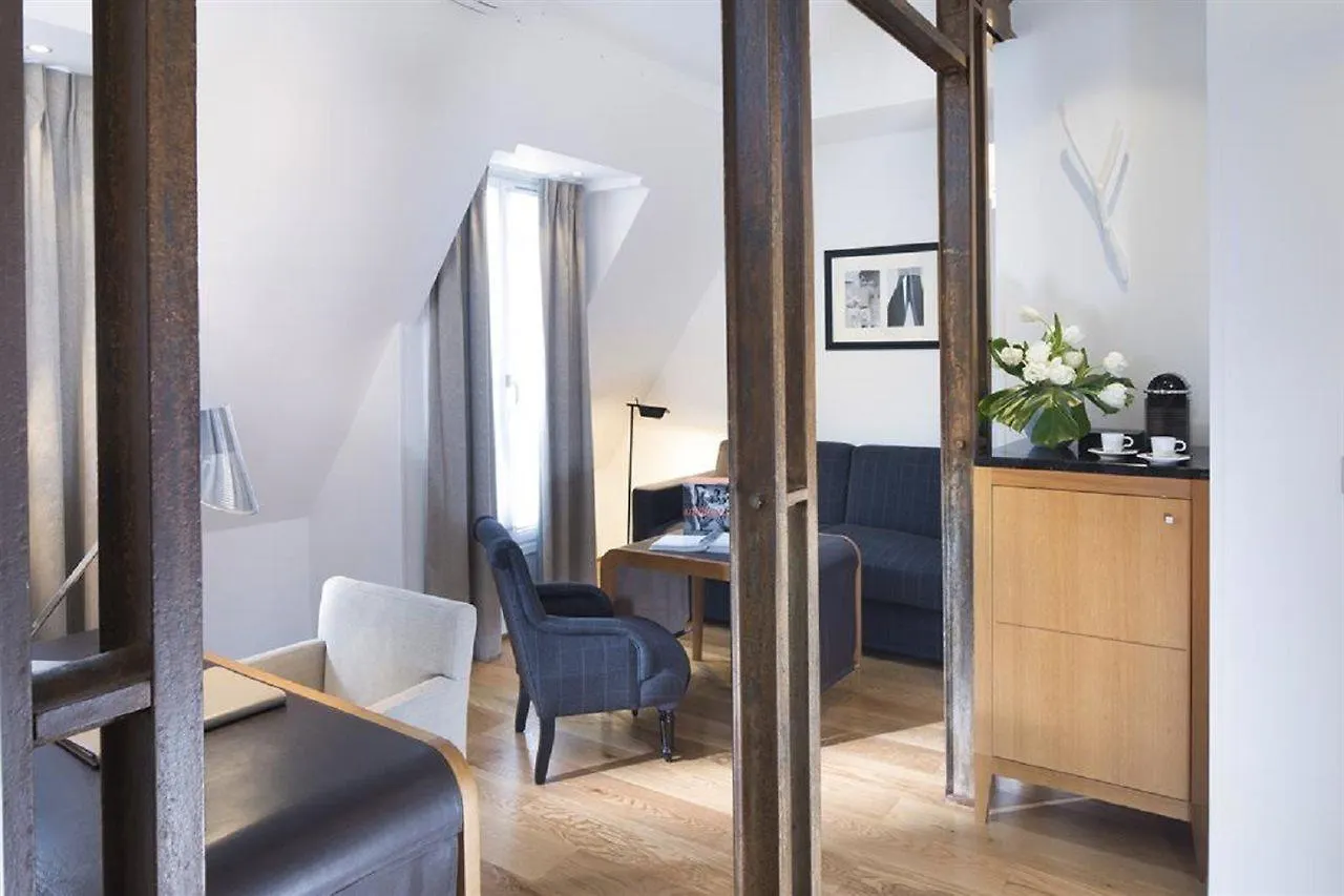 Hotel Le Six Parigi